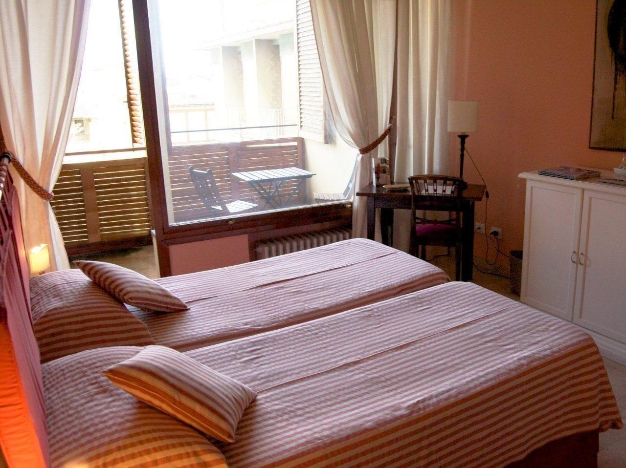A Teatro Hotel ฟลอเรนซ์ ภายนอก รูปภาพ