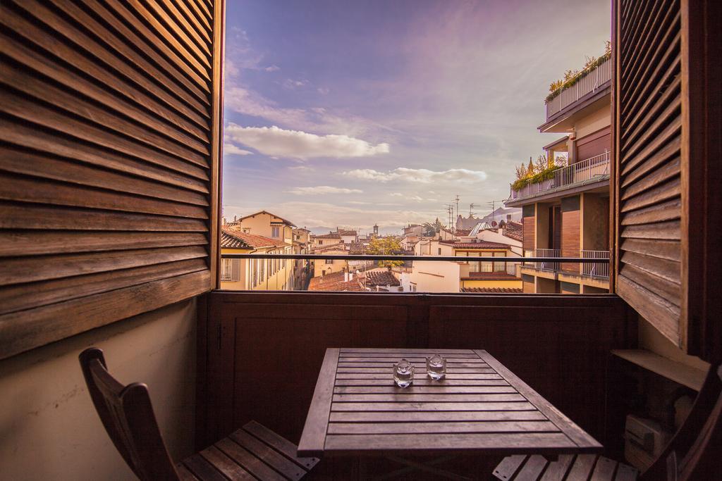 A Teatro Hotel ฟลอเรนซ์ ภายนอก รูปภาพ