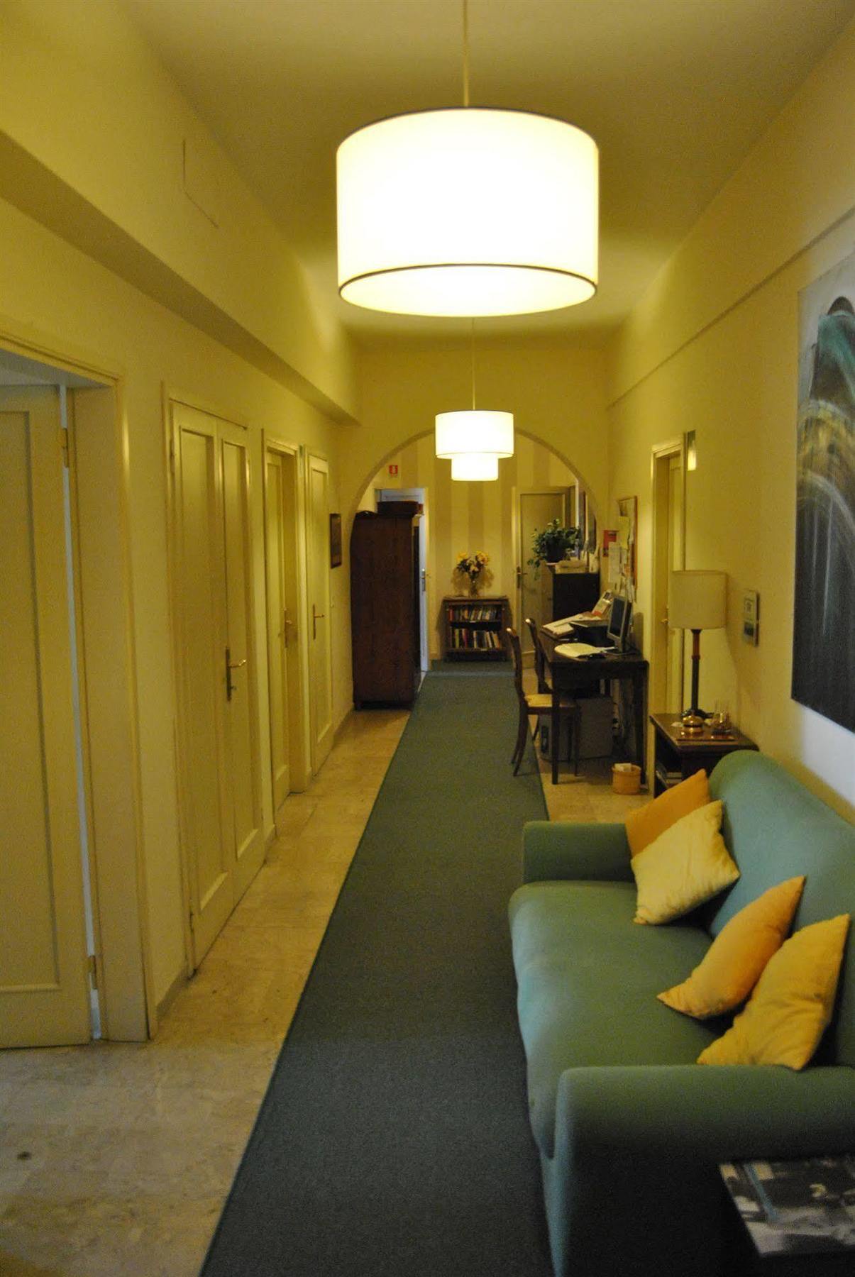 A Teatro Hotel ฟลอเรนซ์ ภายนอก รูปภาพ